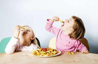 儿童白癜风是吃零食引发的吗?